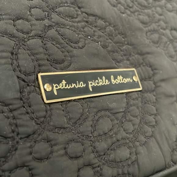 Petunia Pickle Bottom Diaper Backpack Bedford Ave - Picture 3 of 7